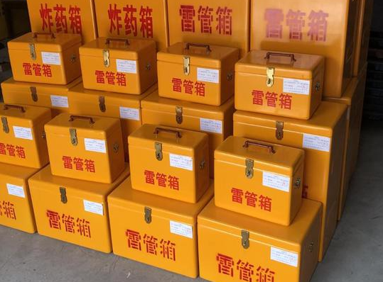 青县玻璃钢雷管箱的使用寿命一般是多少？